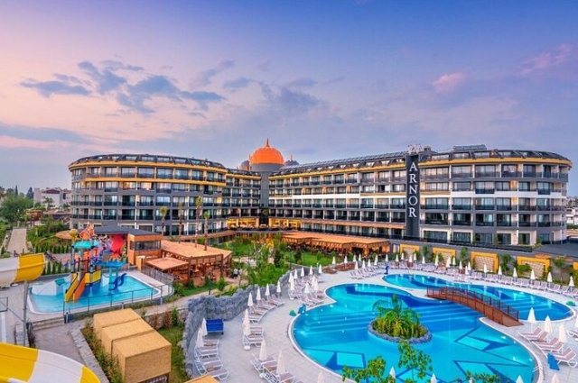 Arnor De Luxe Hotel & Spa