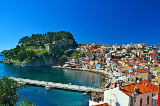 EFSANELERLE DOLU YUNANİSTAN