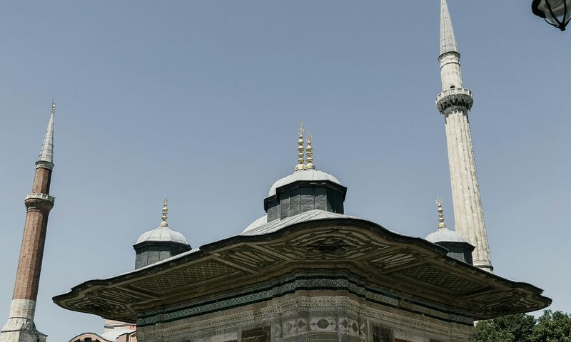DOLMABAHÇE – TARİHİ YARIMADA