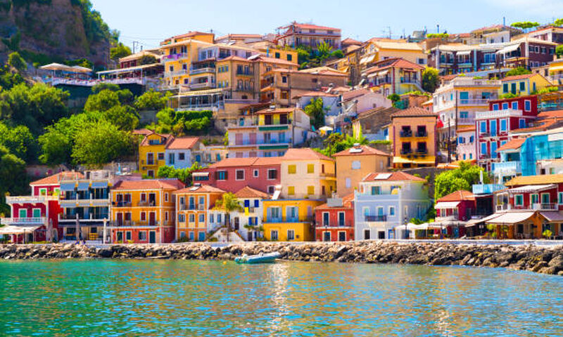 EFSANELERLE DOLU YUNANİSTAN