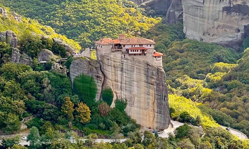 EFSANELERLE DOLU YUNANİSTAN